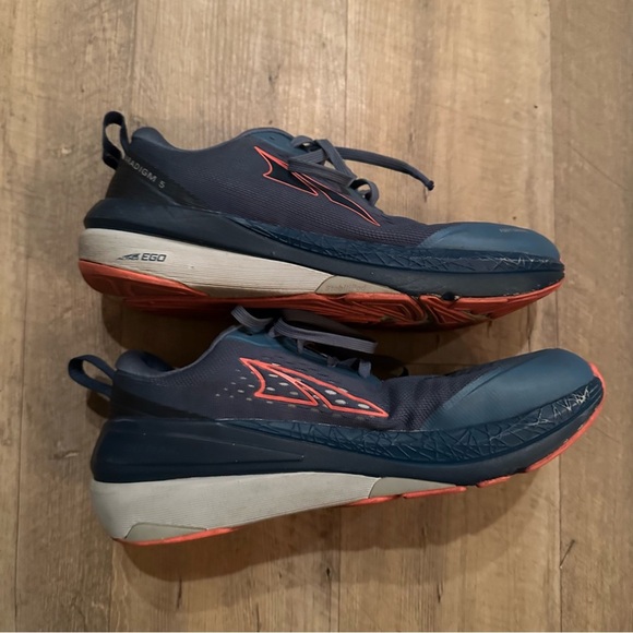 Altra Paradigm 5 Running Shoes - Picture 4 of 12